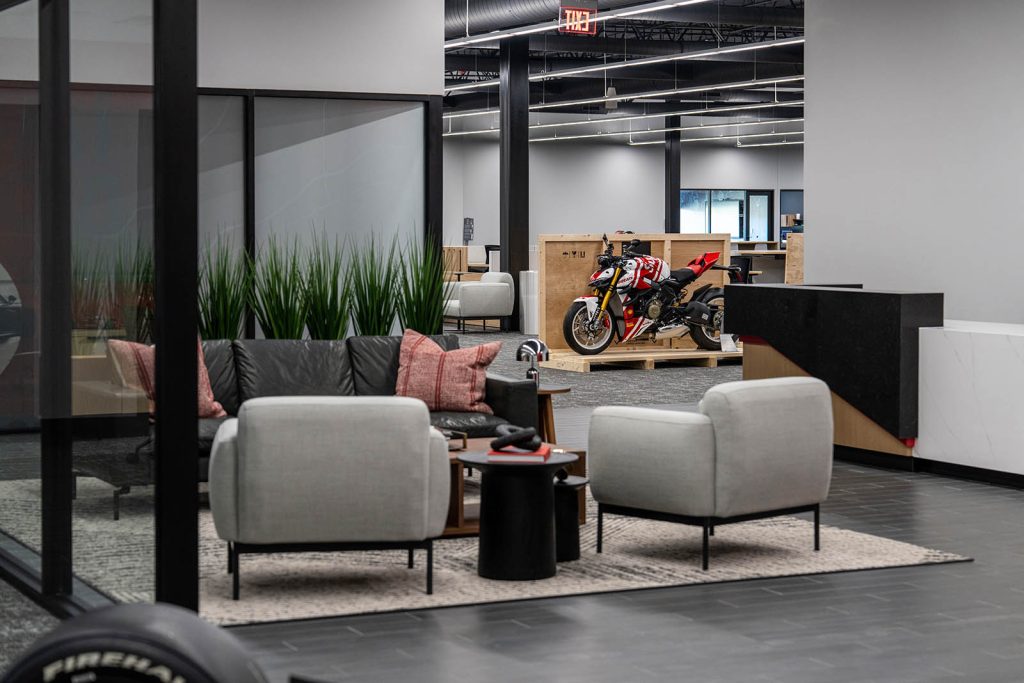 GRP_DSC07845_half_web